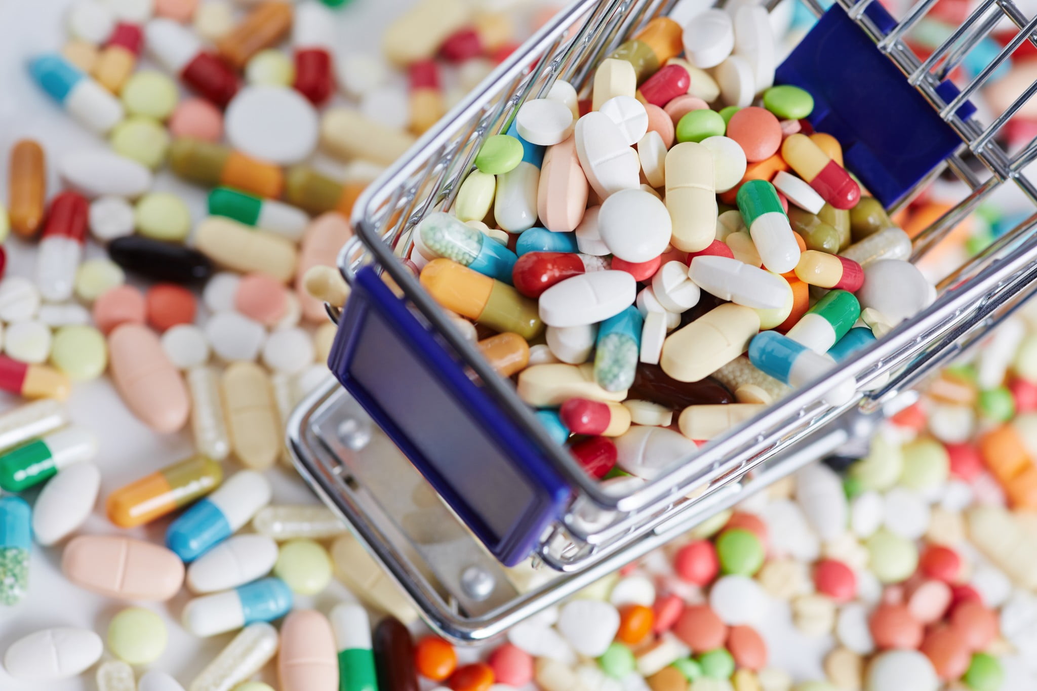 pharmacy deregulation: shopping trolley full of pills
