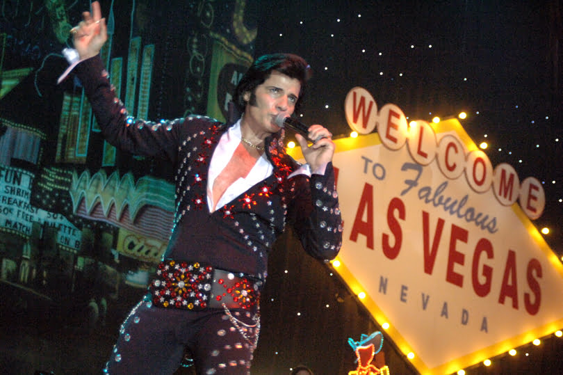 Dean Vegas impersonating Elvis
